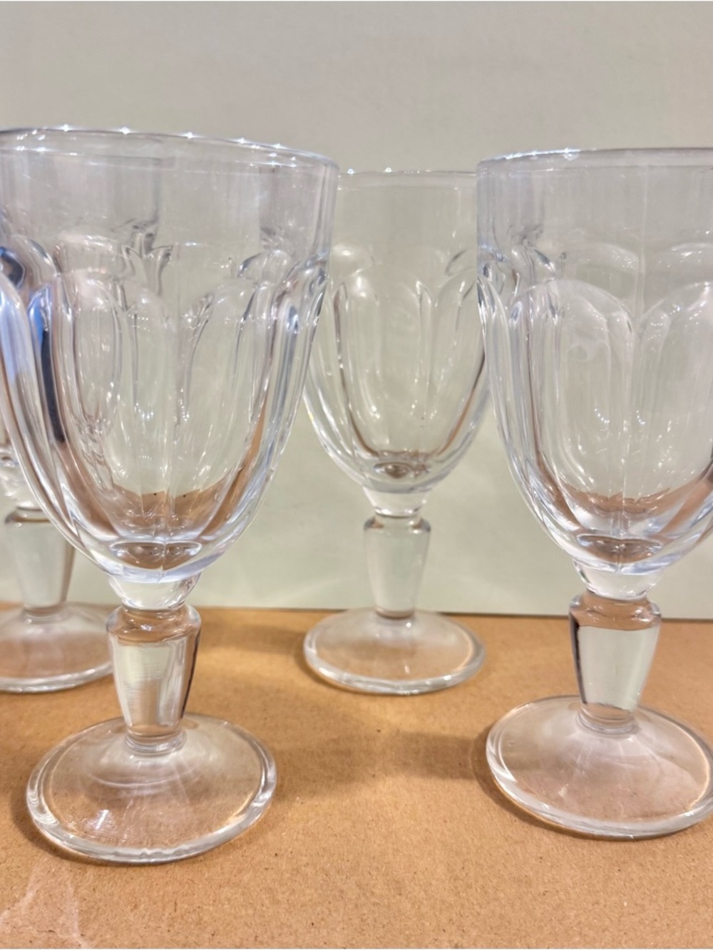 Clear Glass Goblet Set - Elegant Clear Wine Glasses